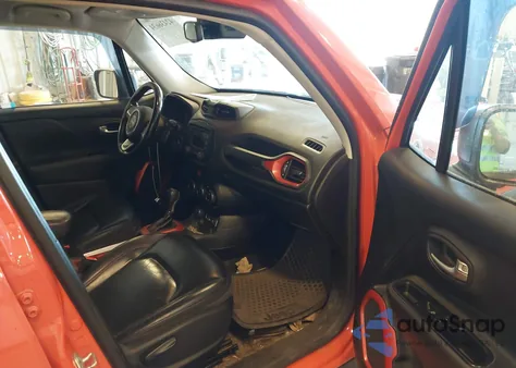 2017 Jeep Renegade Trailhawk 4X4 from USA, damaged, VIN ZACCJBCBXHPF60293